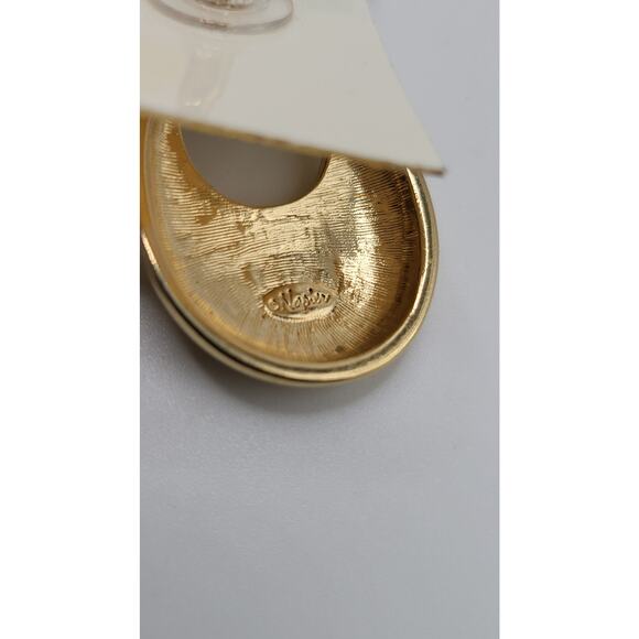 Vintage Napier Gold Tone Door Knocker Earrings On Card Surgical Steel Post - Picture 6 of 9